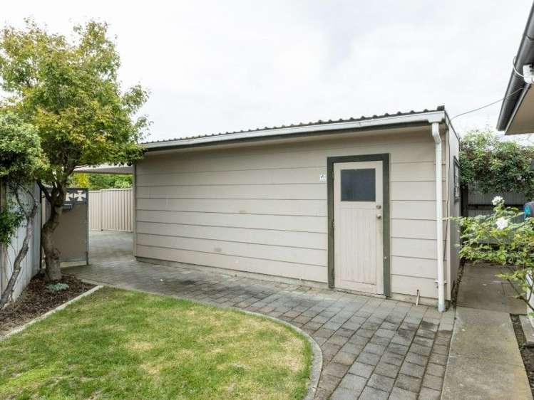 42A Townshend Crescent 10781_10