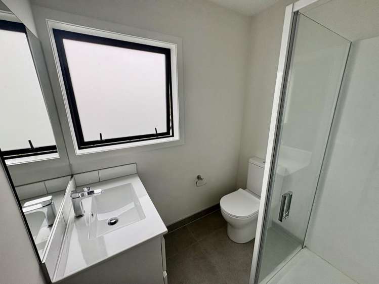12/1 Fruitvale Road 1732_8