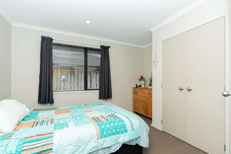 32 Nielsen Gardens Rototuna_48