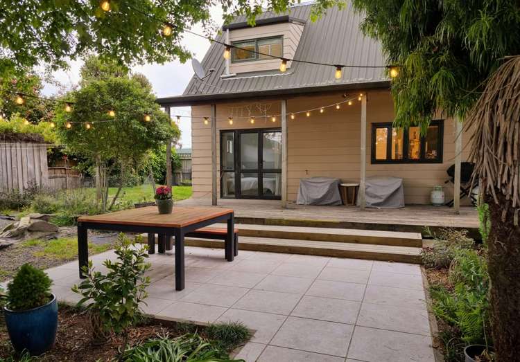 2/202 Taharepa Road_3