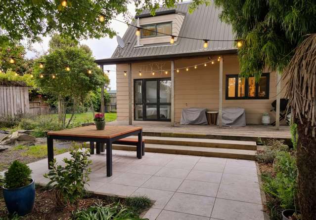 2/202 Taharepa Road Central_3