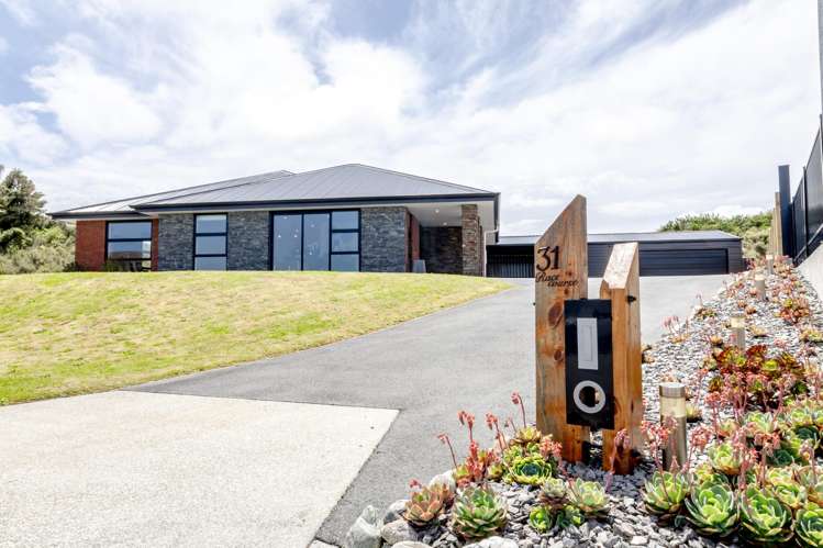 31 Racecourse Terrace Rise Hokitika_30