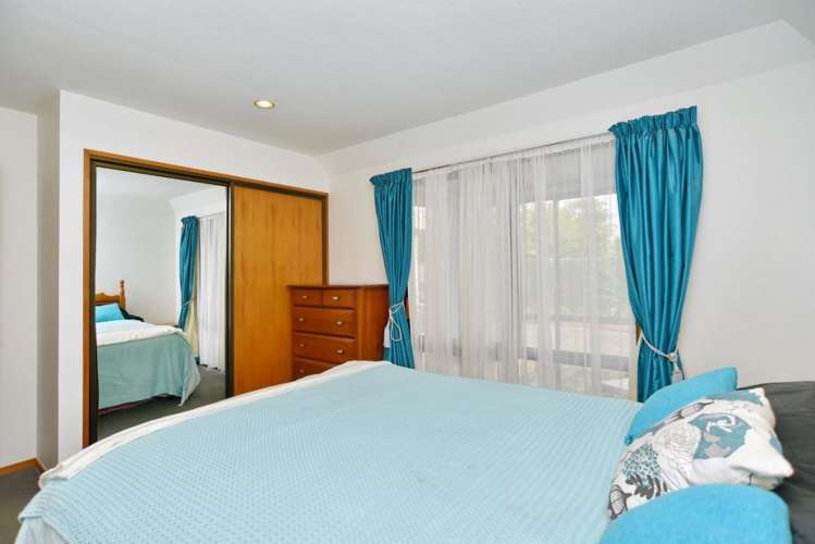 2/16 Owens Terrace Upper Riccarton_5