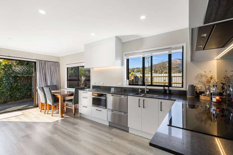 12 Black Street Stoke_7