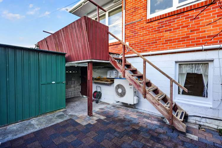 1/2 Tye Road Hillcrest_24