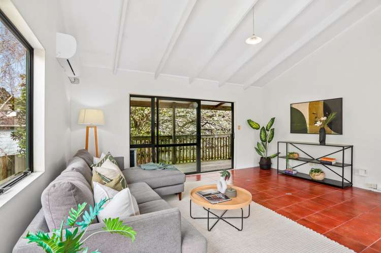 31 Loughanure Place Massey_1