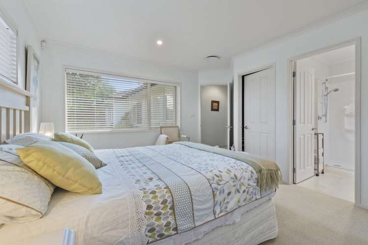 6 Orewa Street Torbay_9