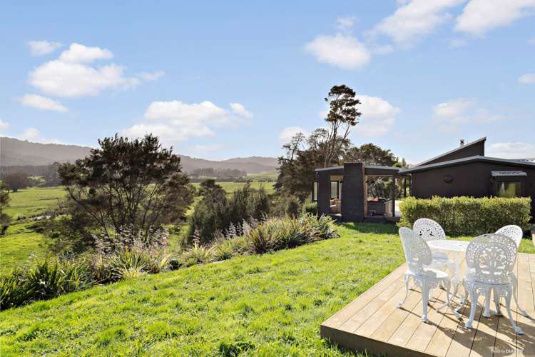 2 Fern Road Mangatangi_16