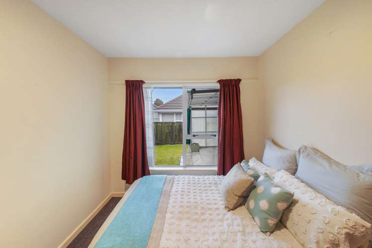 16 Leacroft Street Bishopdale_13