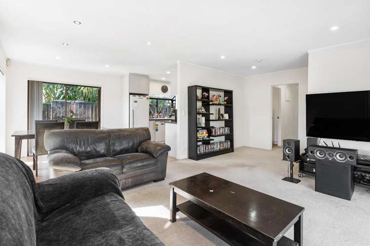 8 Sunningdale Street_5