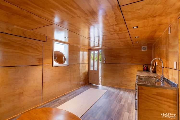 37 Grant Road Thorndon_20