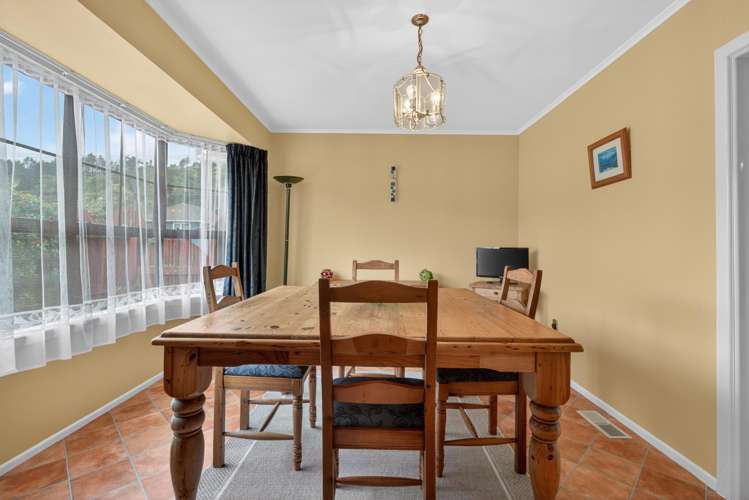 92 Peel Place Wainuiomata_6