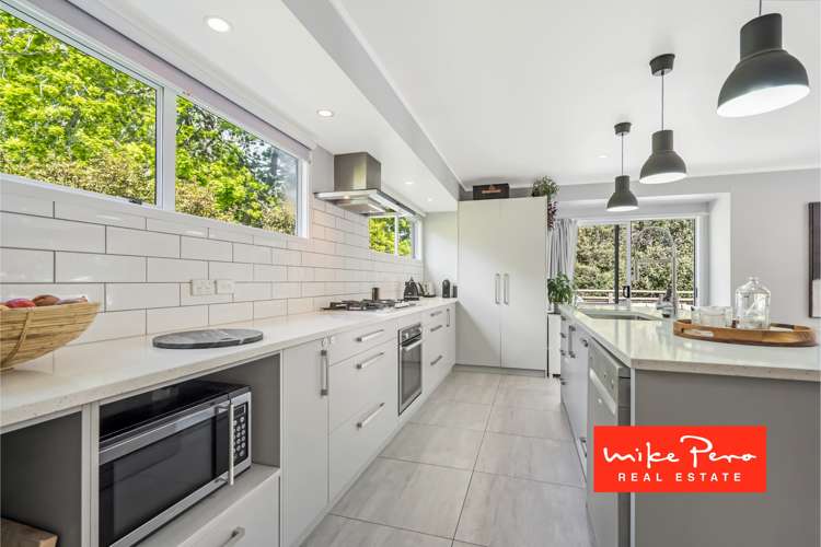 2/33 Konini Road Titirangi_2