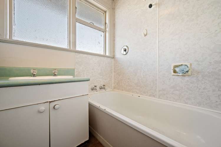 23 James Drive Woodend_13