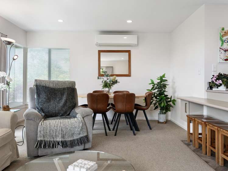 2/63 Fancourt Street_4