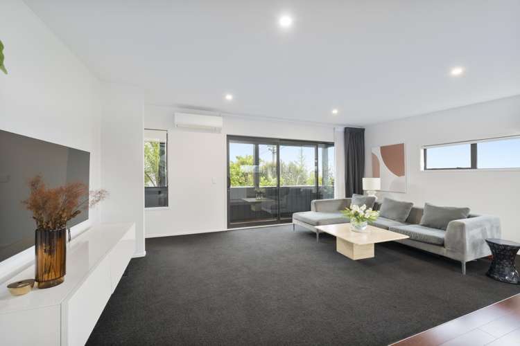 239 Metcalfe Road Ranui_13