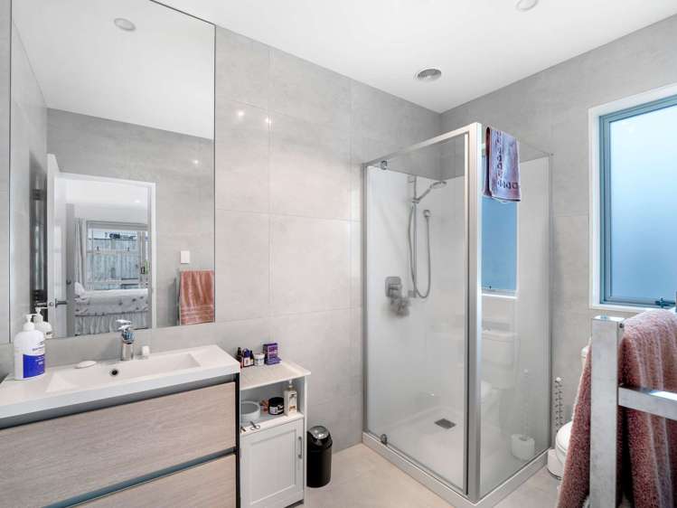 3 Taikura Avenue Red Beach_15