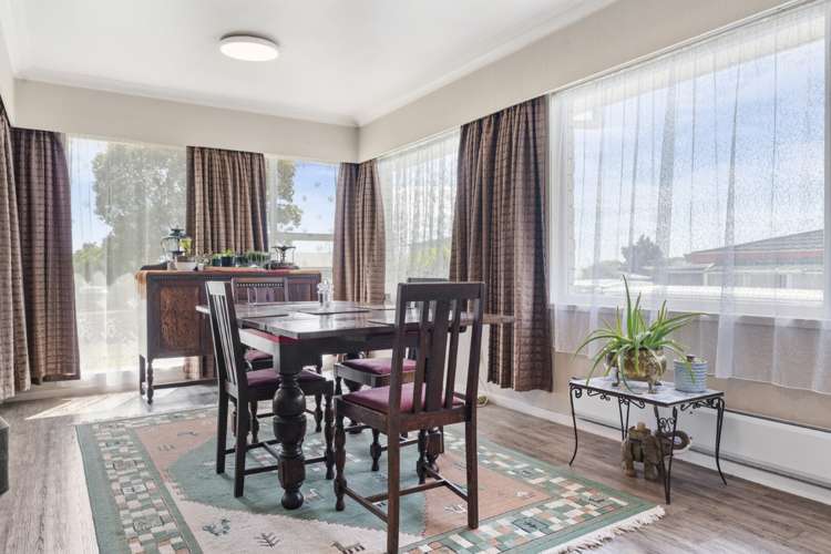 60 The Drive Brookfield_11