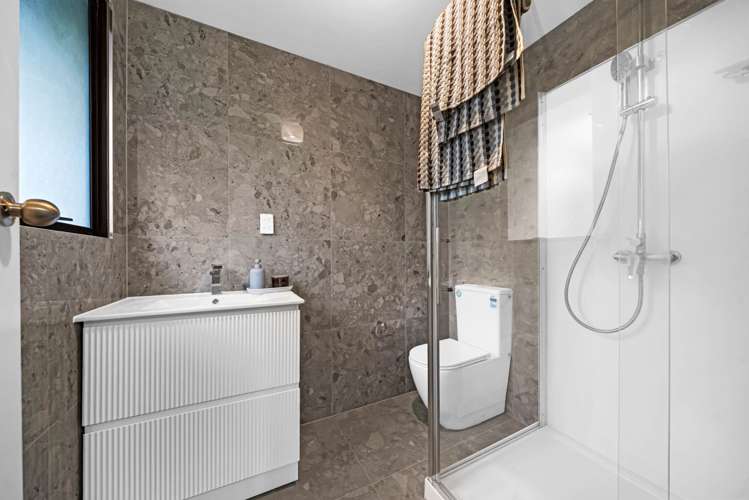 47 Lilburn Crescent Massey_8