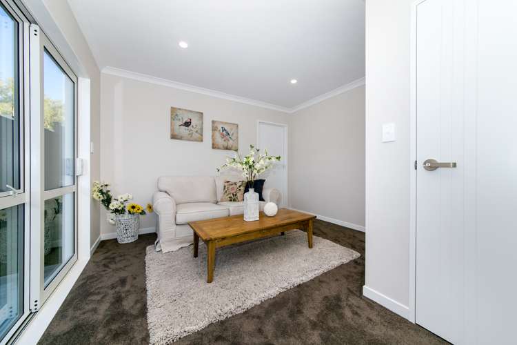 1c Vino Cina Heights Ranui_15