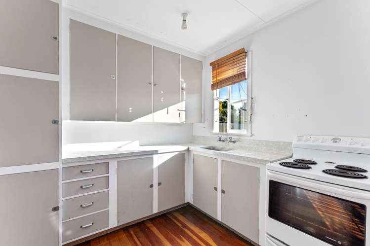 12 Burns Street Tawhero_9