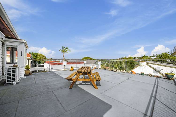 1/73 Ngatiawa Street One Tree Hill_11