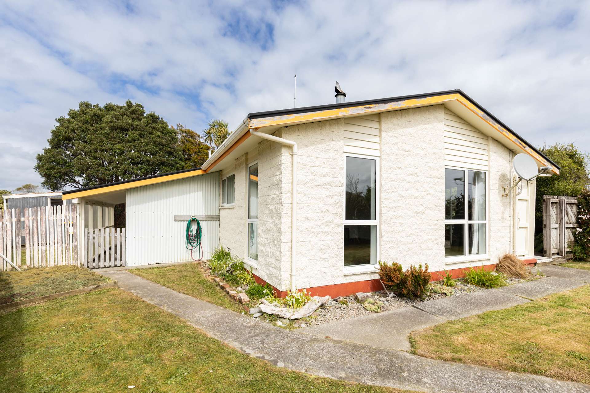 14 Whitcombe Terrace Hokitika_0