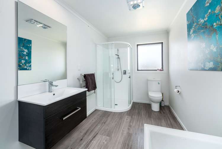 471 State Highway 2 Opaki_19