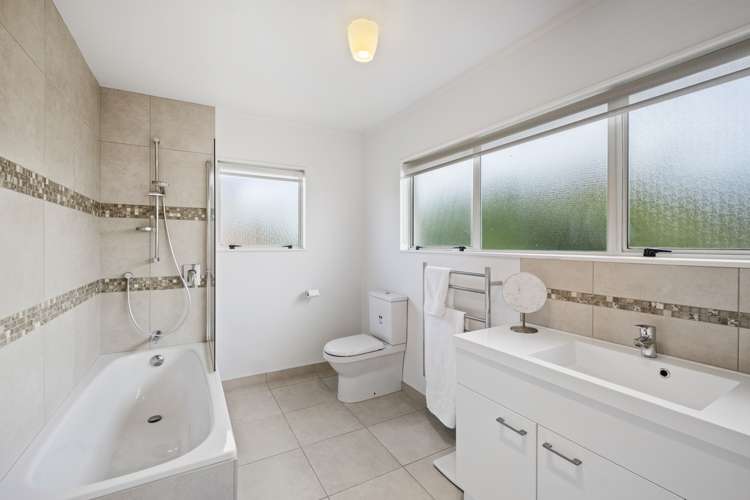 2/39 Simmental Crescent Somerville_18