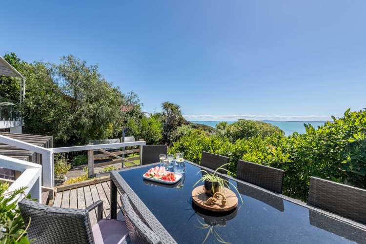 18 Craig Road Maraetai_32