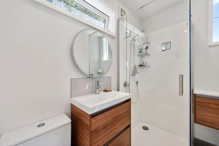 70 Owhiro Bay Parade Owhiro Bay_13