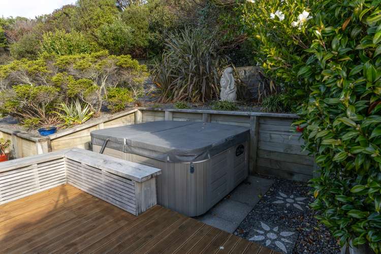 16 Neston Grove Churton Park_28