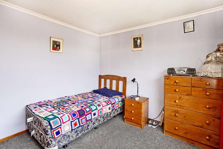 62 Lothian Crescent Strathern_13