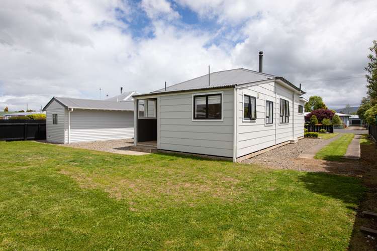 12 Thyra Street Dannevirke_19