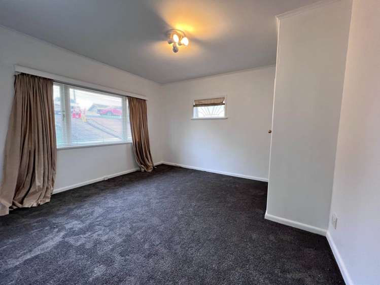 44 Ladies Mile Remuera_10