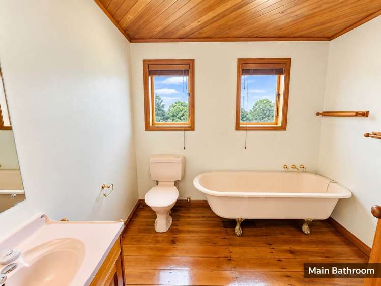 659 Whitford Road Whitford_13