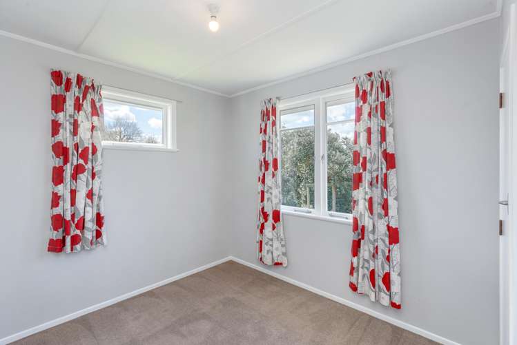39 Wavell Crescent Masterton_16