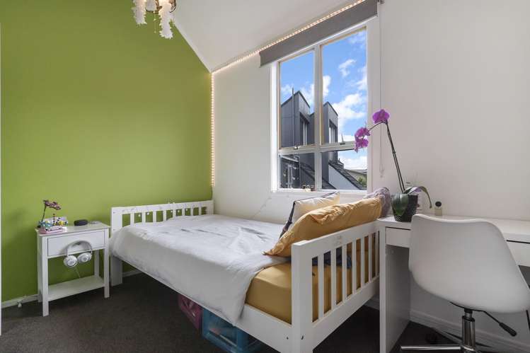 4/112 Coronation Road Hillcrest_10