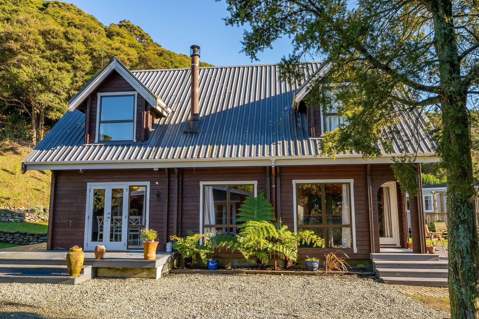 2 Teal Valley Road Hira_0