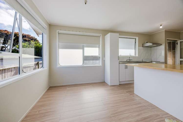 41 Moncrieff Avenue Manurewa_7