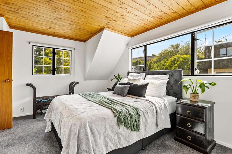 2/82 Verbena Road Birkdale_6