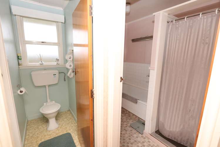 170 Racecourse Road Allenton_16