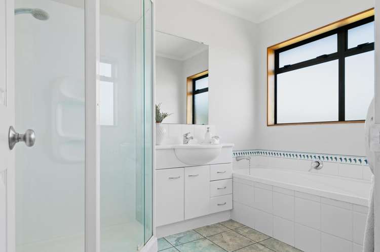 6 Hampstead Way Rototuna North_16