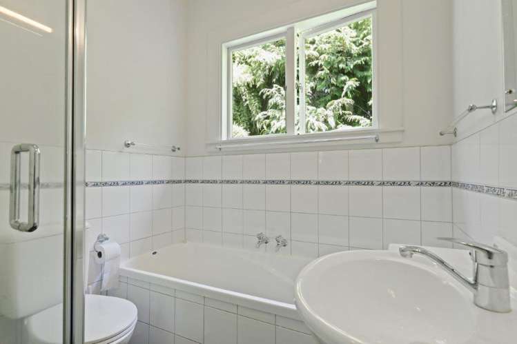 31 Aynsley Terrace Hillsborough_24