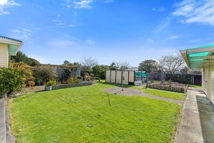 17 Atmore Avenue Otaki_2