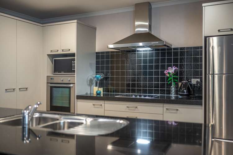 50 Topland Drive Flat Bush_9