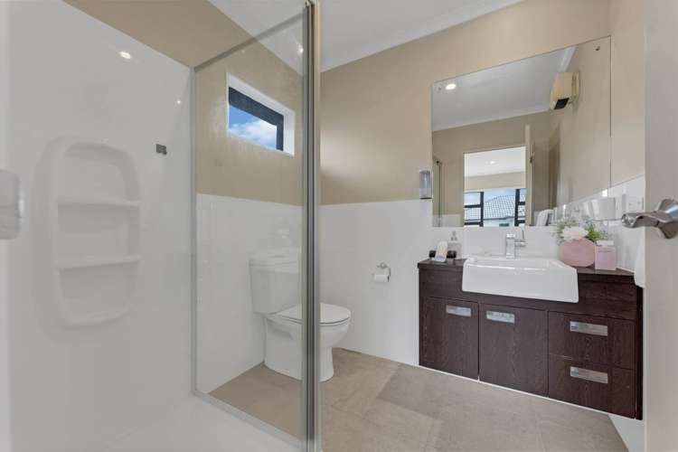 26 Amaretto Avenue Flat Bush_21