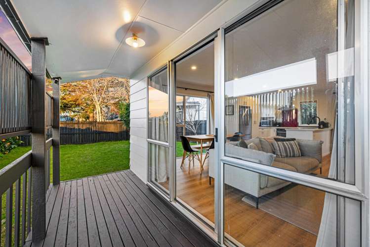 92b Beach Road Te Atatu Peninsula_9