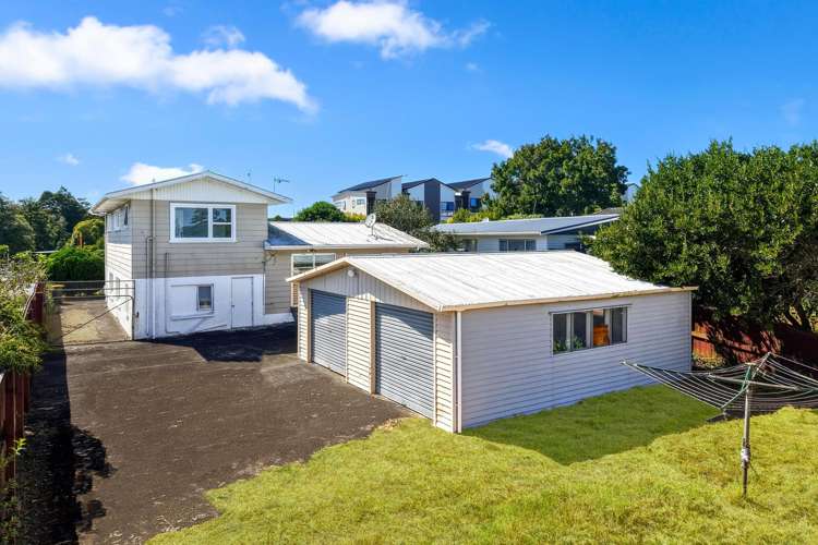 100 Edmonton Road Henderson_21
