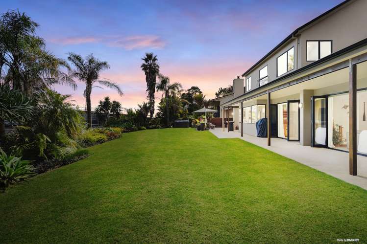 568 Redoubt Road Flat Bush_17